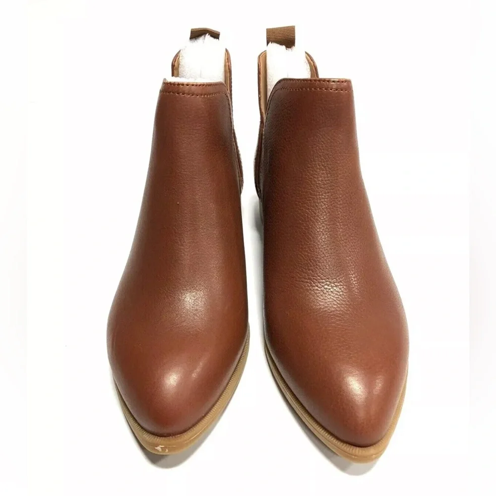 Nine West Women’s Nesrin, Cognac Ankle Booties, Size 6 M.